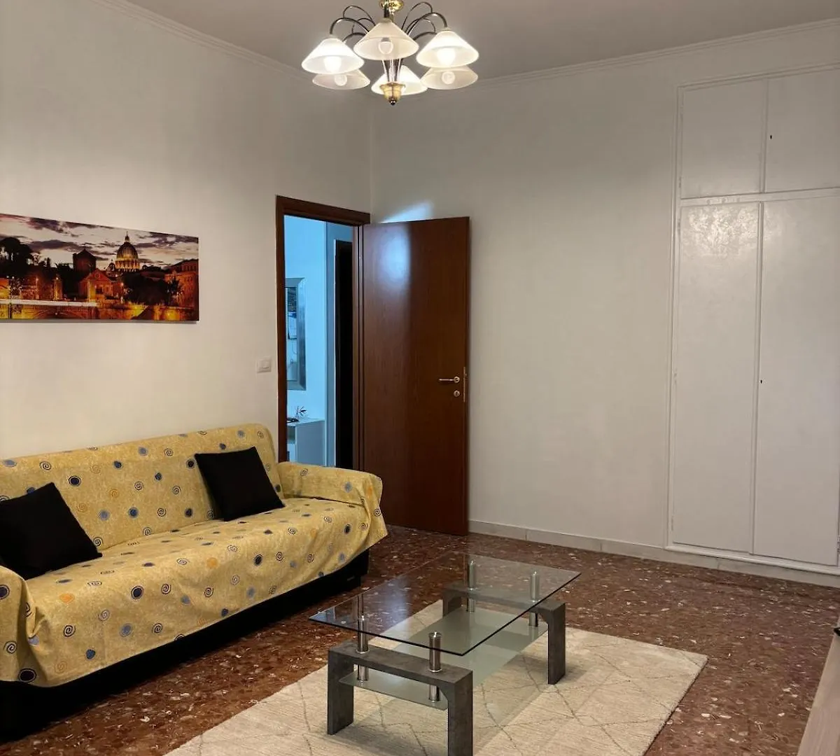 Whole Apartment Near Main Subway Rome