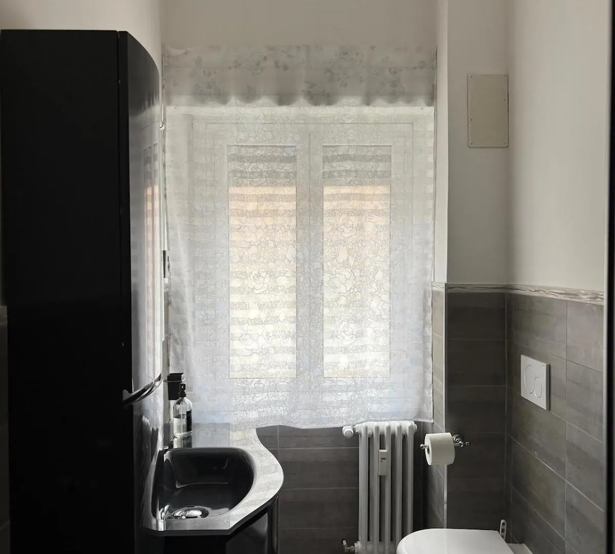 Whole Apartment Near Main Subway Rome Italy